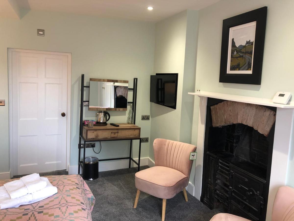 Bed and Breakfast Mount Street House à Brecon Extérieur photo