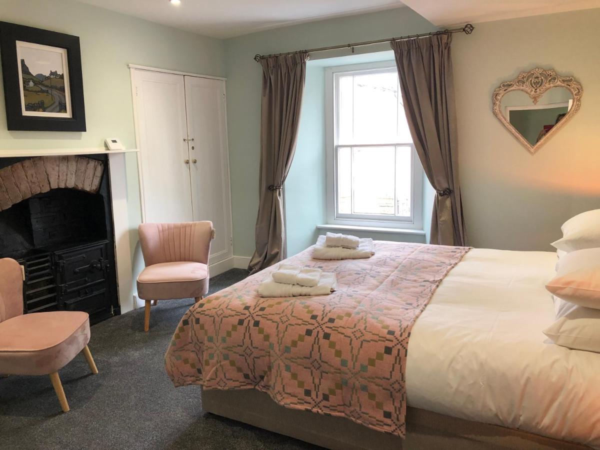 Bed and Breakfast Mount Street House à Brecon Extérieur photo